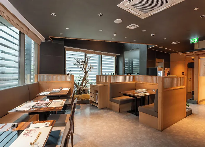 曼谷索拉利亚西铁饭店 酒店