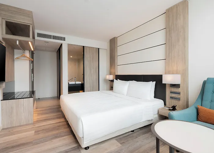 Solaria Nishitetsu Hotel 4*